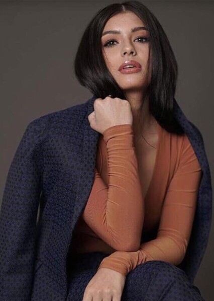Cynthia Thomalla photo
