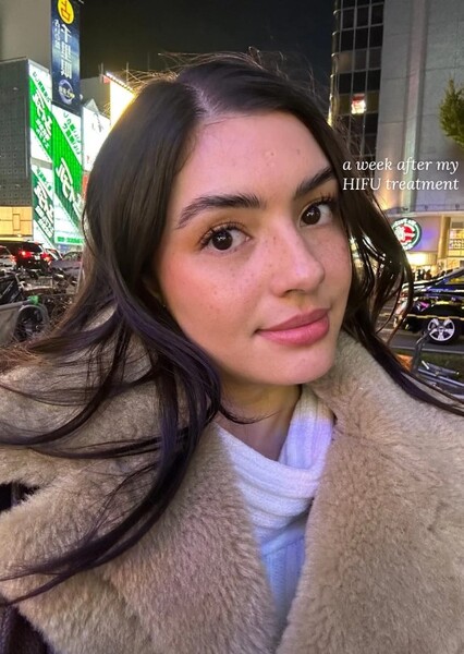 Cynthia Thomalla photo