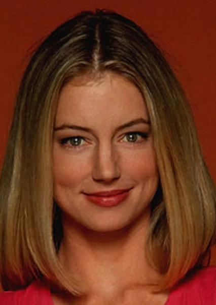 Cynthia Watros photo