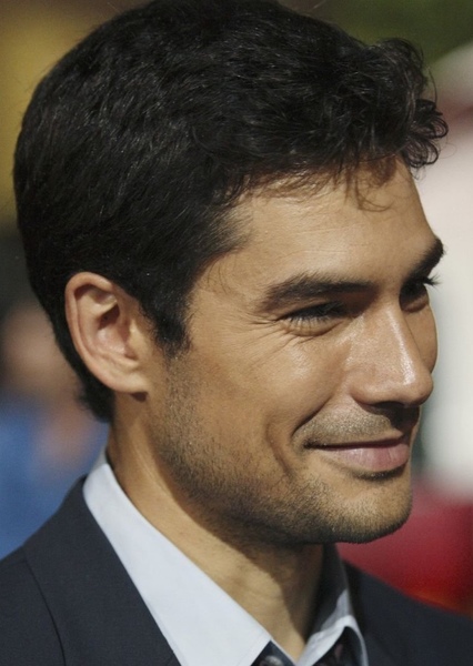 D.J. Cotrona photo