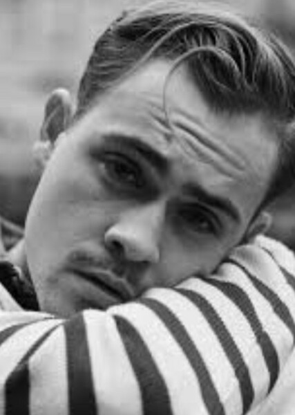 Dacre Montgomery photo