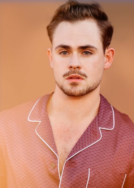 Dacre Montgomery photo