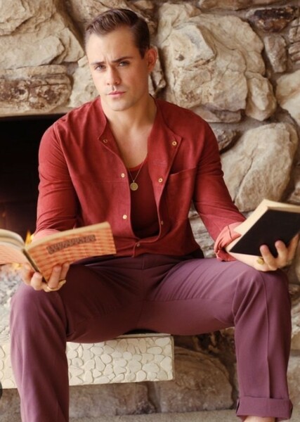 Dacre Montgomery photo