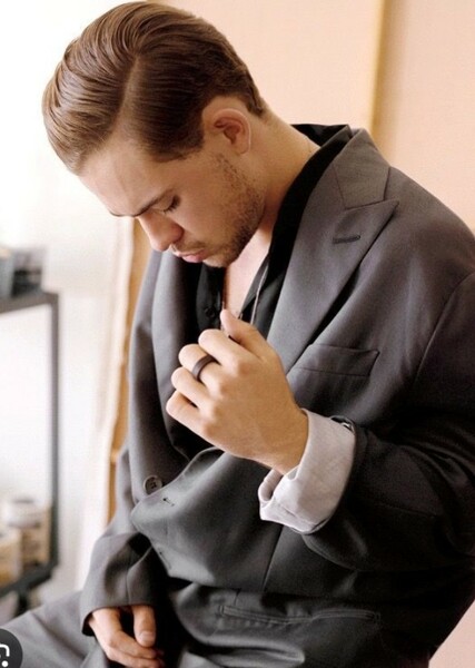 Dacre Montgomery photo