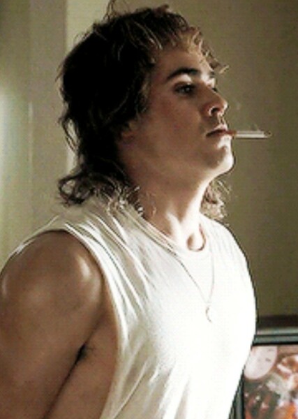 Dacre Montgomery photo