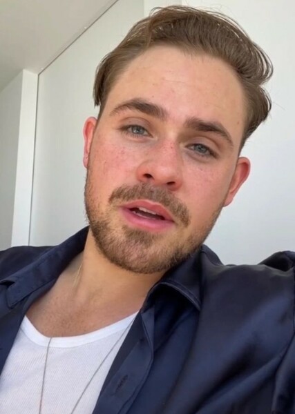 Dacre Montgomery photo