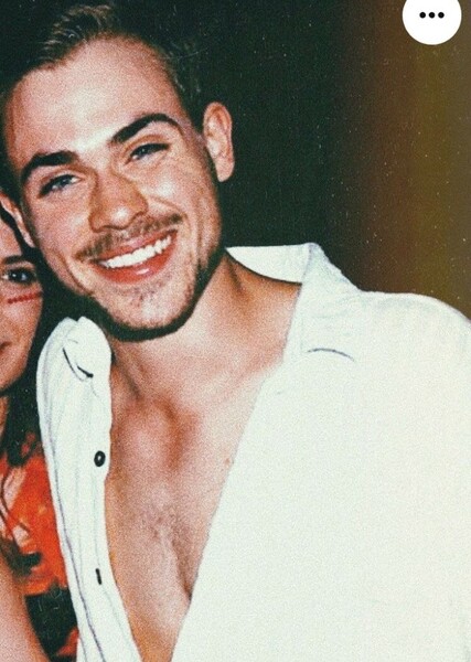 Dacre Montgomery photo