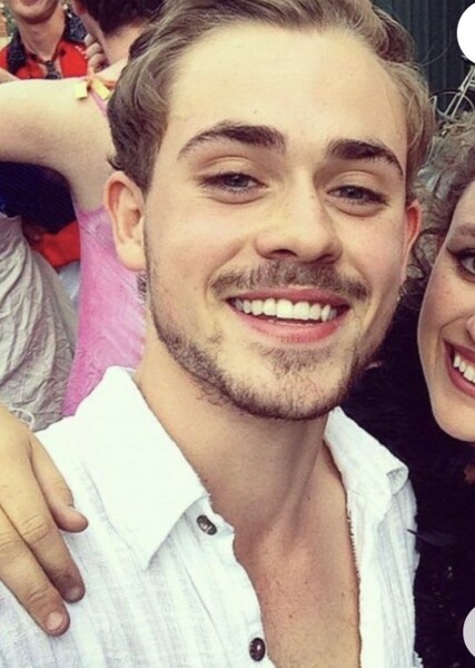 Dacre Montgomery photo