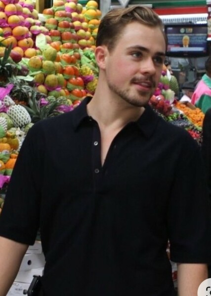Dacre Montgomery photo