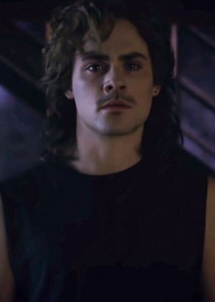 Dacre Montgomery photo