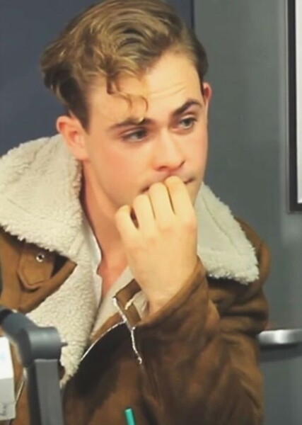 Dacre Montgomery photo