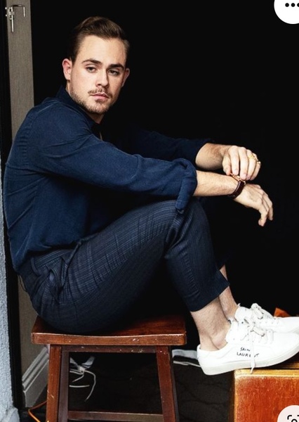 Dacre Montgomery photo