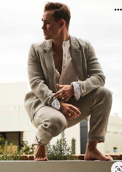 Dacre Montgomery photo