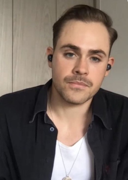 Dacre Montgomery photo