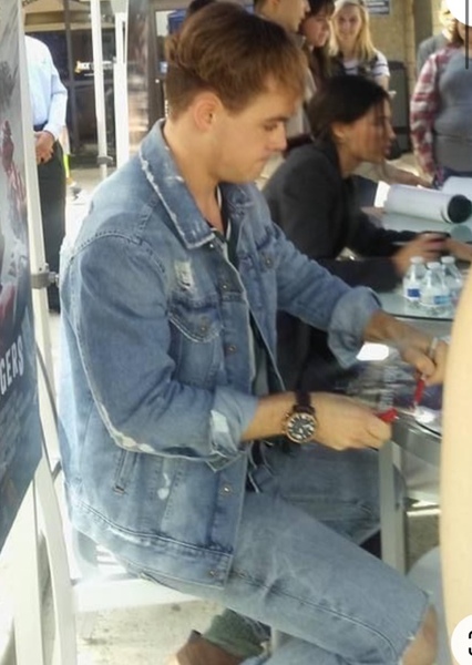 Dacre Montgomery photo