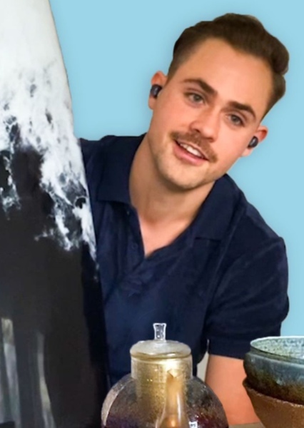 Dacre Montgomery photo