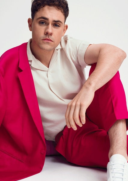 Dacre Montgomery photo