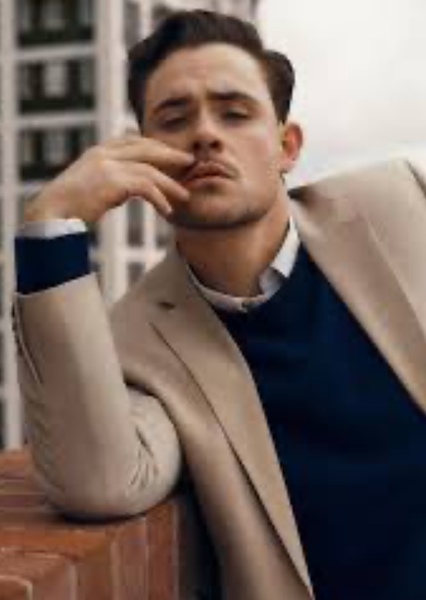 Dacre Montgomery photo