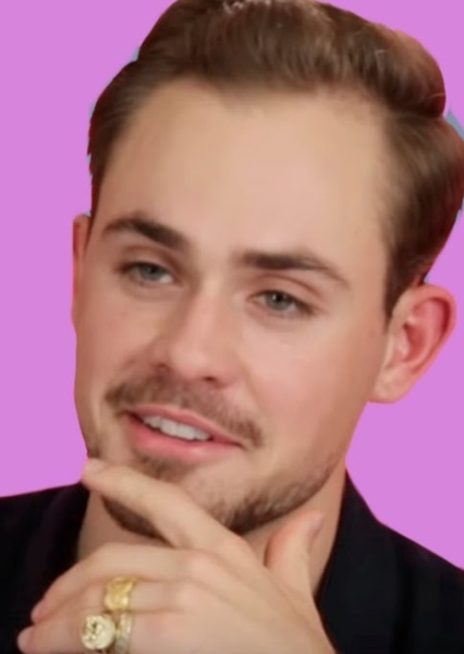 Dacre Montgomery photo