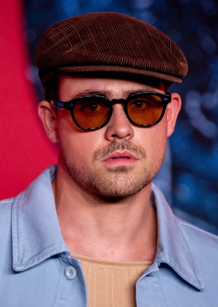 Dacre Montgomery photo