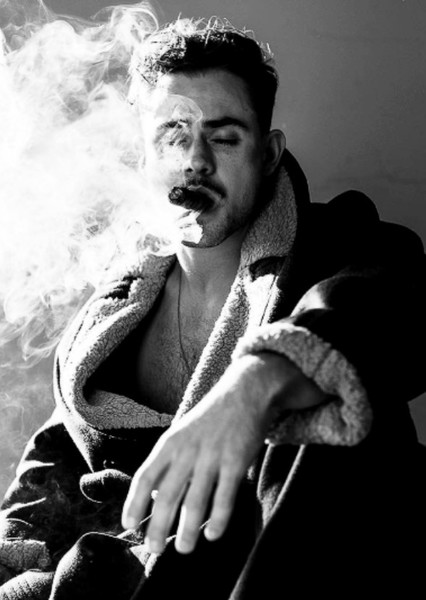 Dacre Montgomery photo