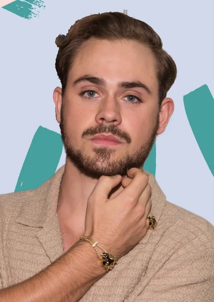 Dacre Montgomery photo