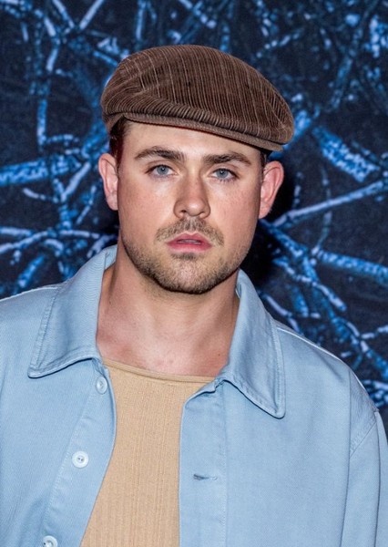 Dacre Montgomery photo