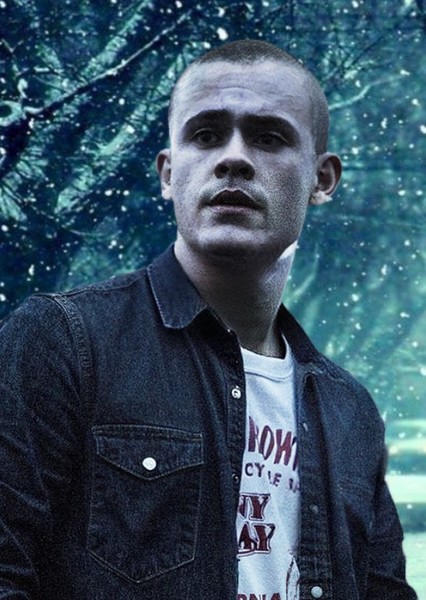 Dacre Montgomery photo