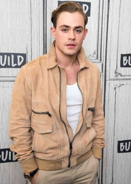 Dacre Montgomery photo
