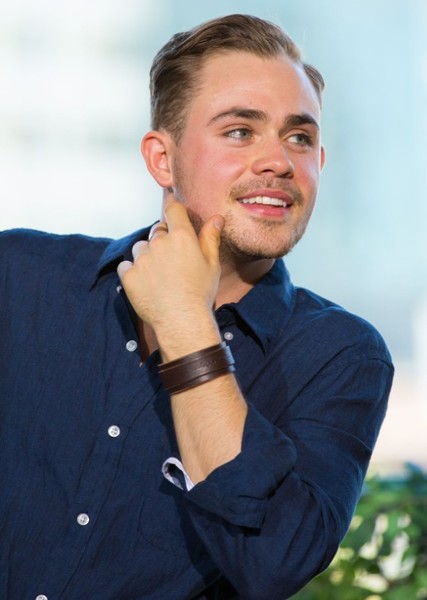 Dacre Montgomery photo
