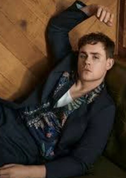 Dacre Montgomery photo