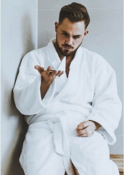Dacre Montgomery photo