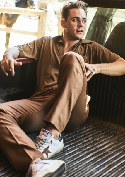 Dacre Montgomery photo