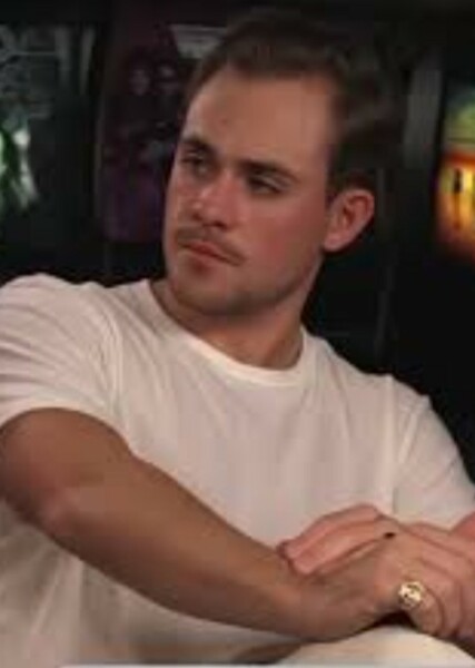 Dacre Montgomery photo