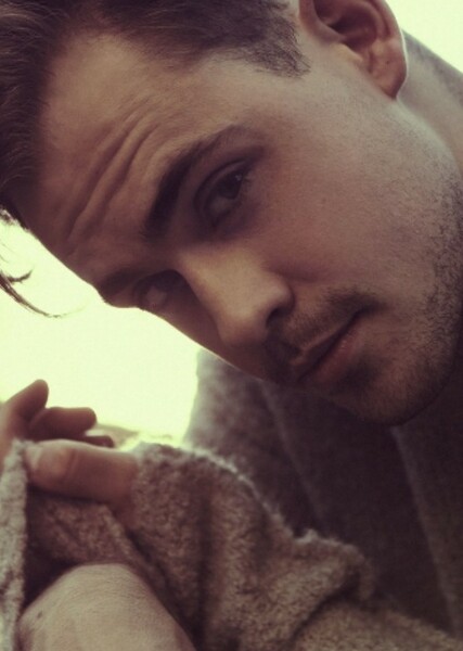 Dacre Montgomery photo