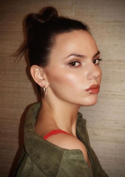 Dafne Keen photo