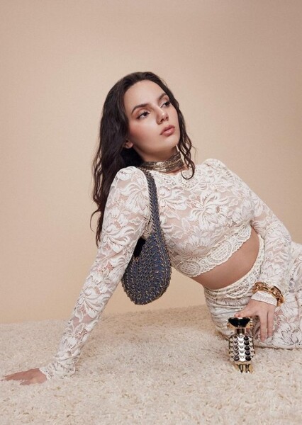 Dafne Keen photo
