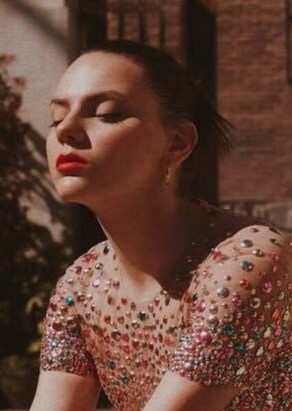 Dafne Keen photo