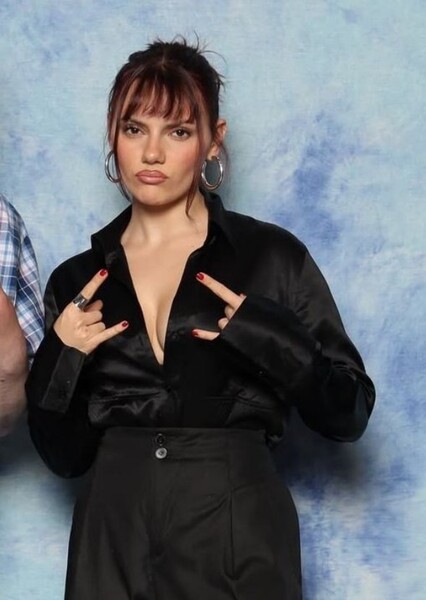 Dafne Keen photo