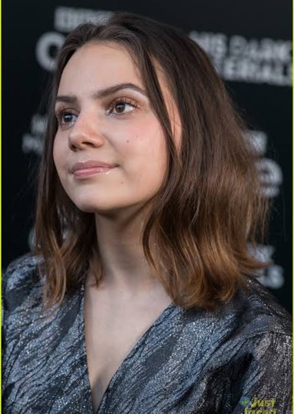 Dafne Keen photo