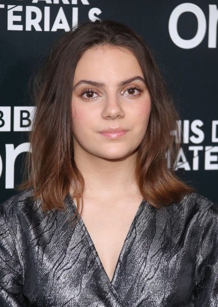 Dafne Keen photo