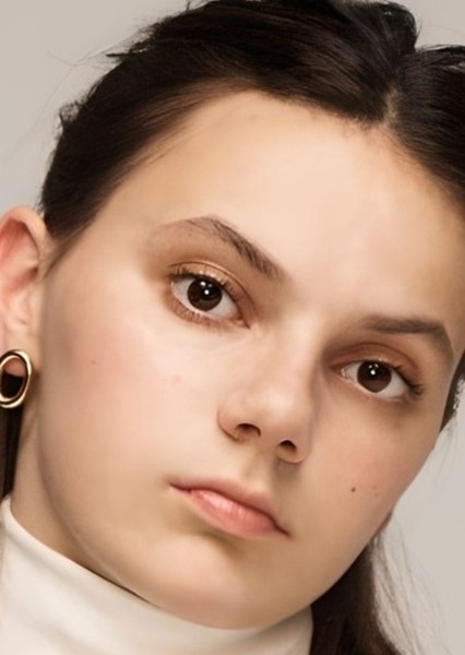 Dafne Keen photo