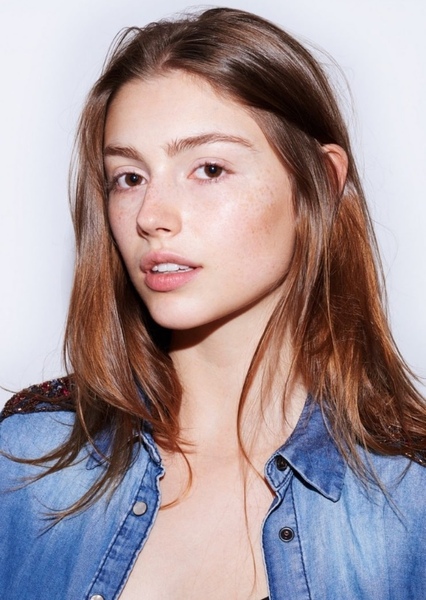 Daiane Meneghel photo