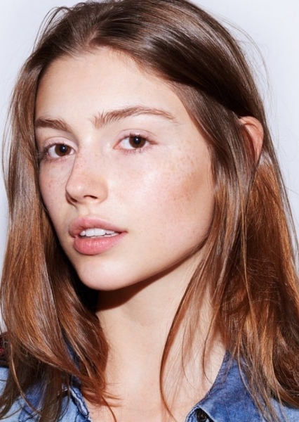 Daiane Meneghel photo