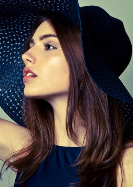 Daiane Meneghel photo