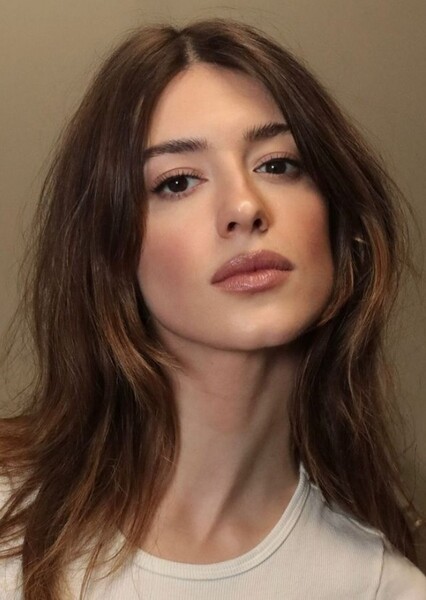 Daisy Edgar-Jones