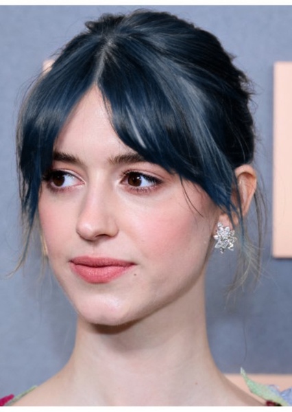 Daisy Edgar-Jones photo