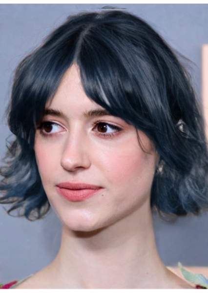 Daisy Edgar-Jones photo
