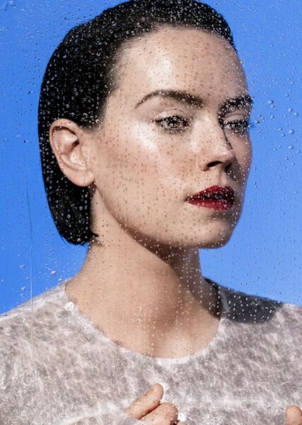 Daisy Ridley photo