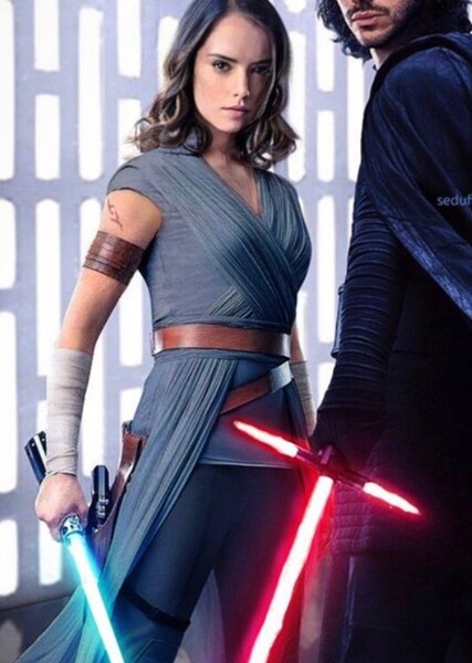 Daisy Ridley photo